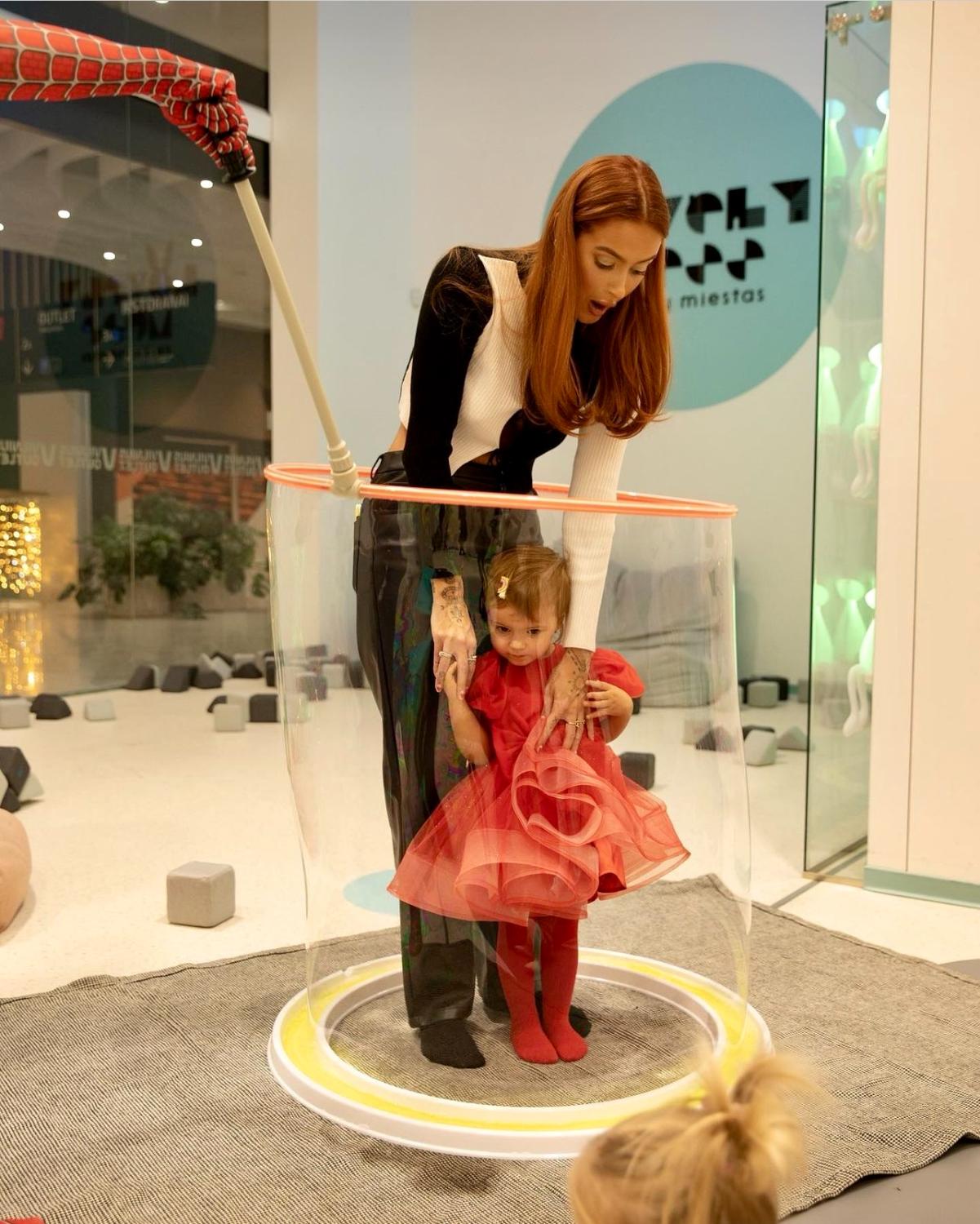 karolina meschino 4.jpg