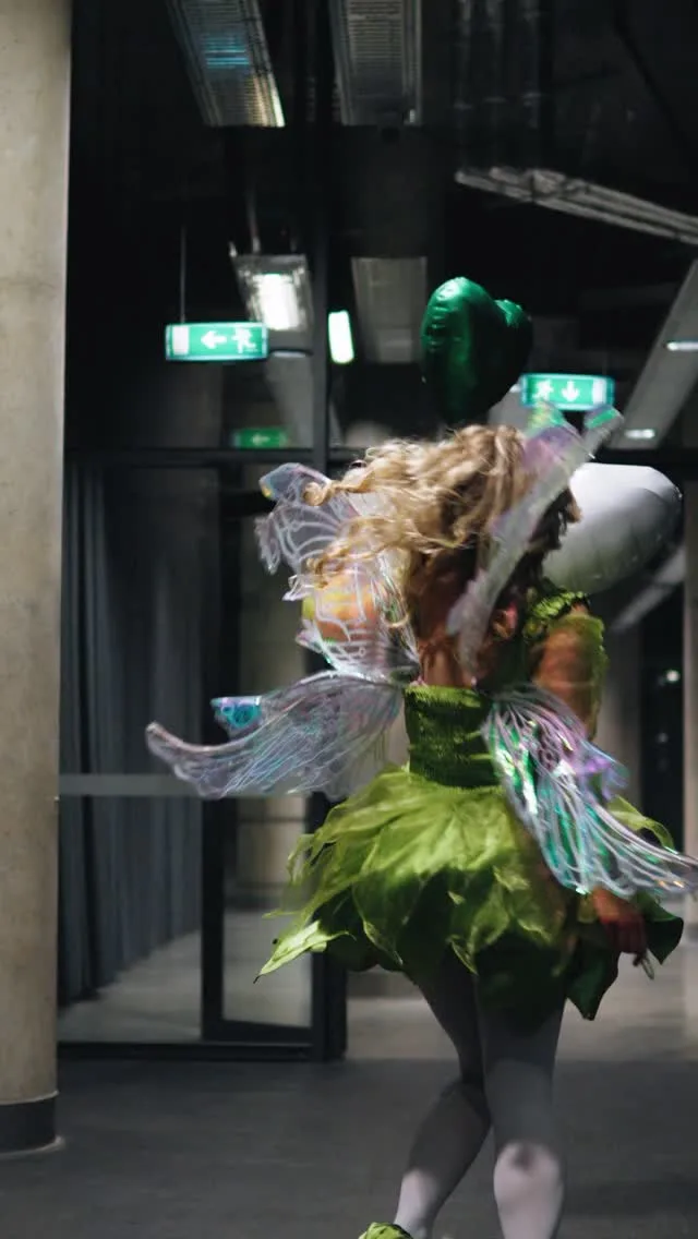 Žalgirio arenoje vakar meilė sklandė ore 💚🤍 . . . #dokipoki #personazai #animatoriai #renginiaiseimai #zalgiris